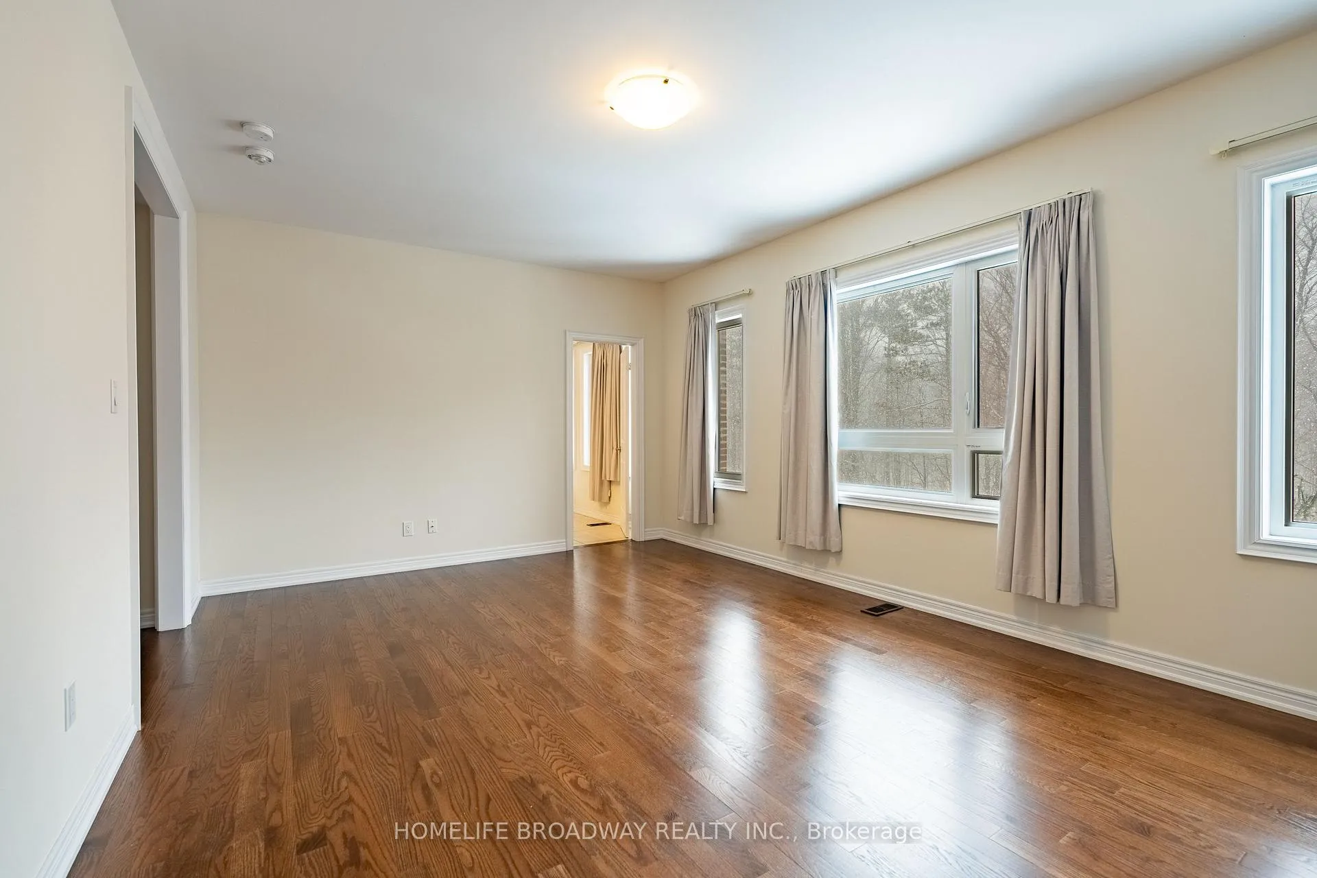 Photo 25 of 166 Conklin Crescent, Aurora, Rural Aurora — HOMEH