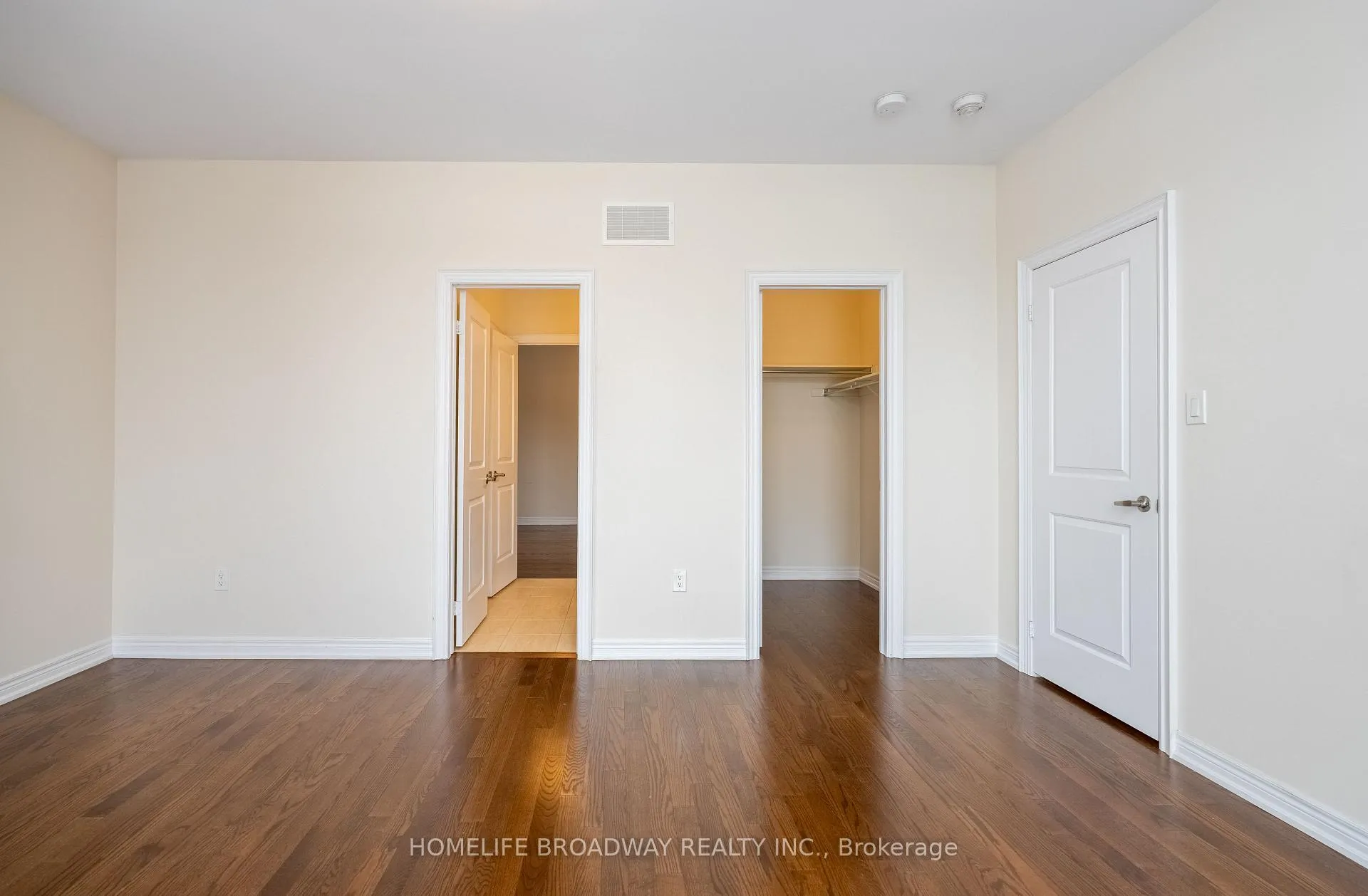 Photo 37 of 166 Conklin Crescent, Aurora, Rural Aurora — HOMEH