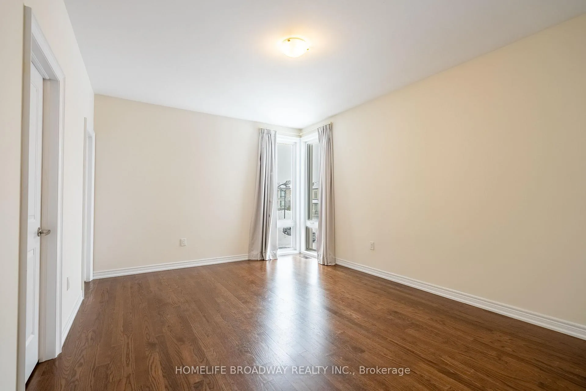 Photo 38 of 166 Conklin Crescent, Aurora, Rural Aurora — HOMEH