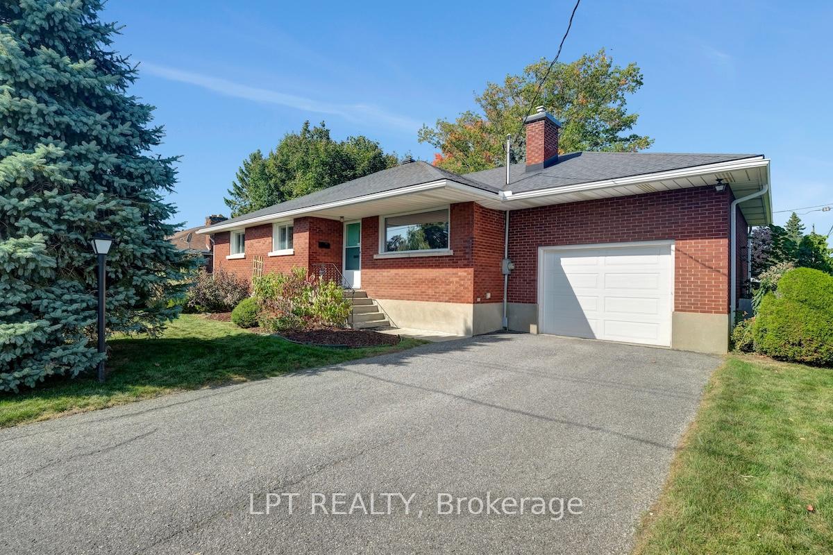 Photo 1 of 151 Oakridge Boulevard, Ottawa, Meadowlands/Crestview — HOMEH