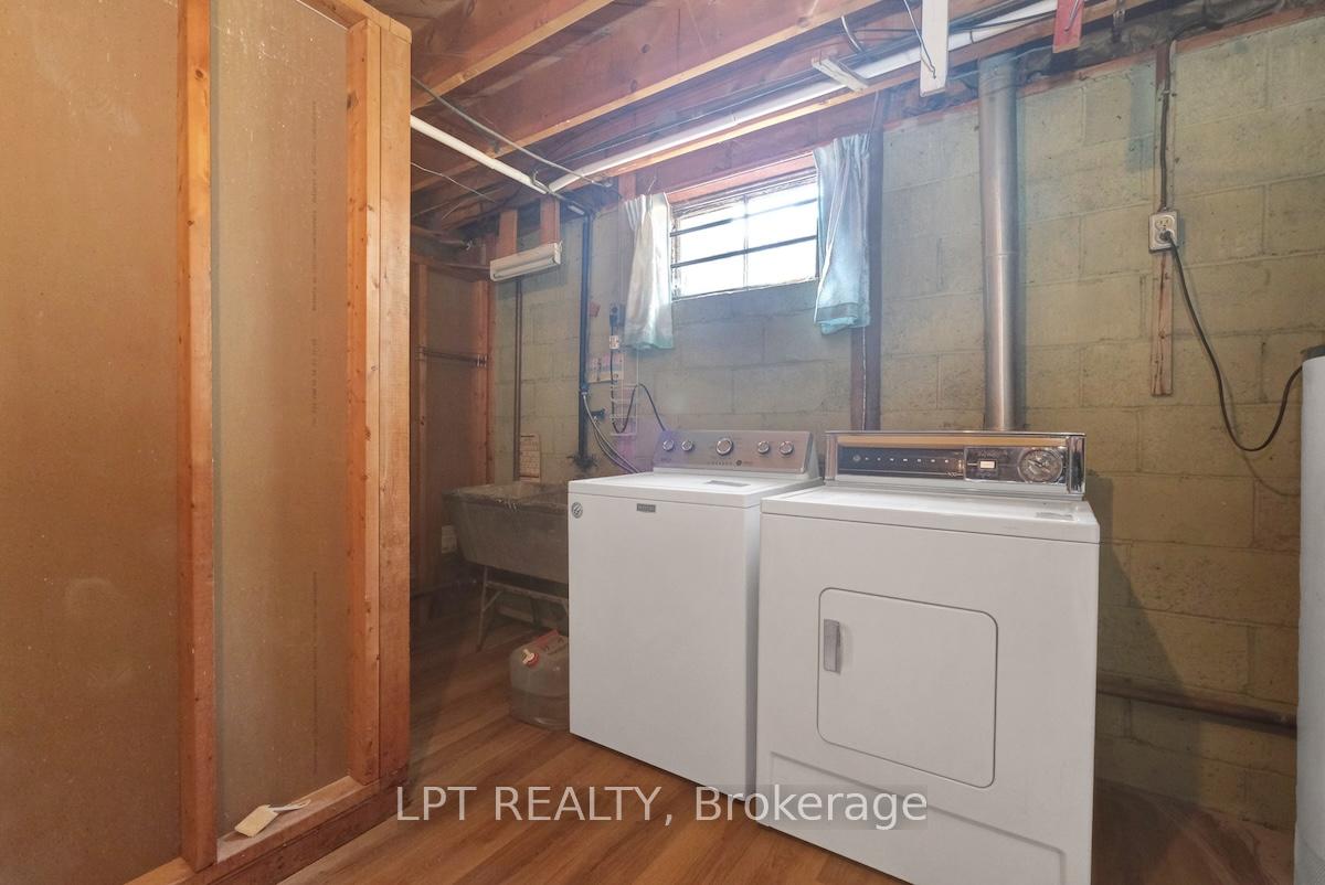 Photo 39 of 151 Oakridge Boulevard, Ottawa, Meadowlands/Crestview — HOMEH