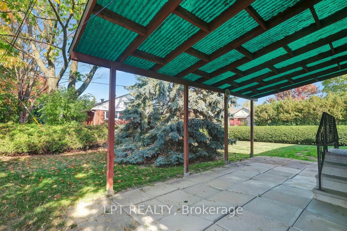 Photo 43 of 151 Oakridge Boulevard, Ottawa, Meadowlands/Crestview — HOMEH