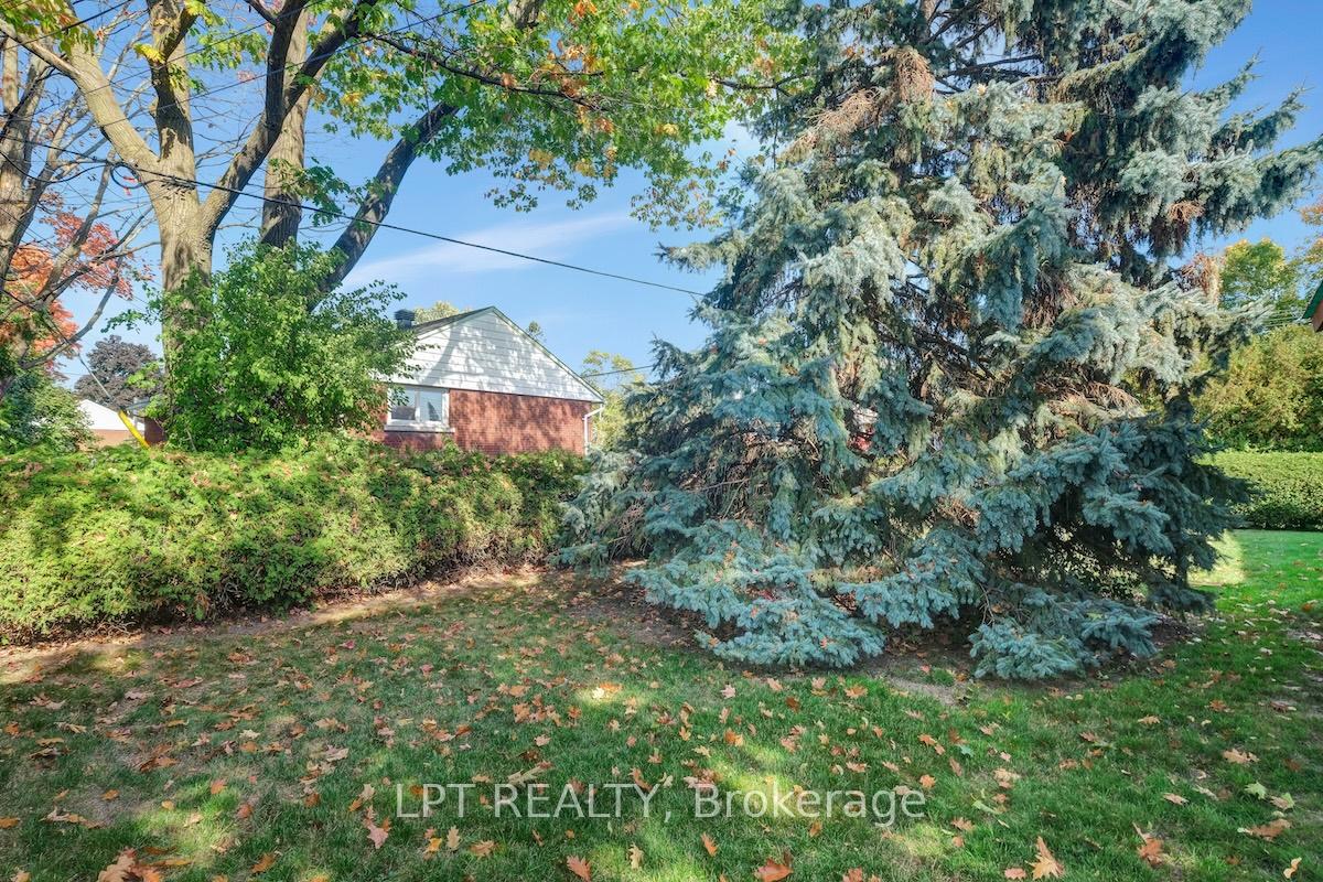 Photo 44 of 151 Oakridge Boulevard, Ottawa, Meadowlands/Crestview — HOMEH