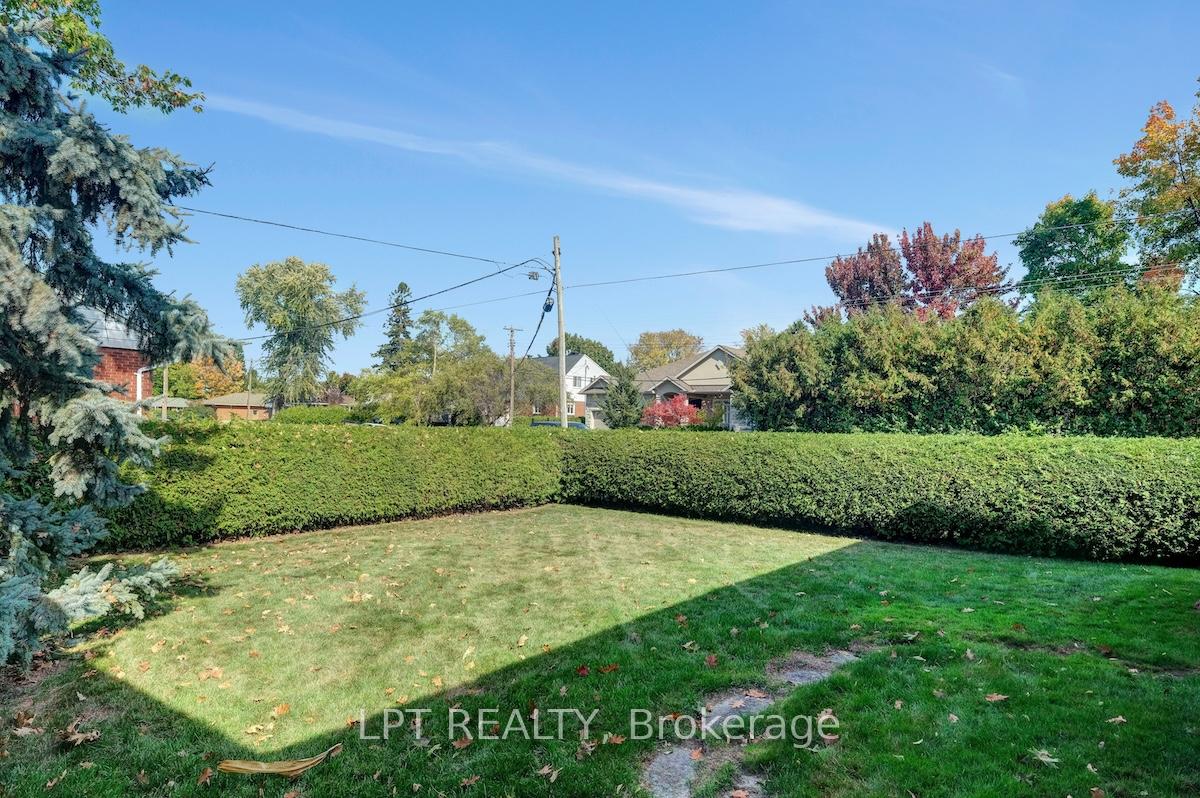 Photo 46 of 151 Oakridge Boulevard, Ottawa, Meadowlands/Crestview — HOMEH