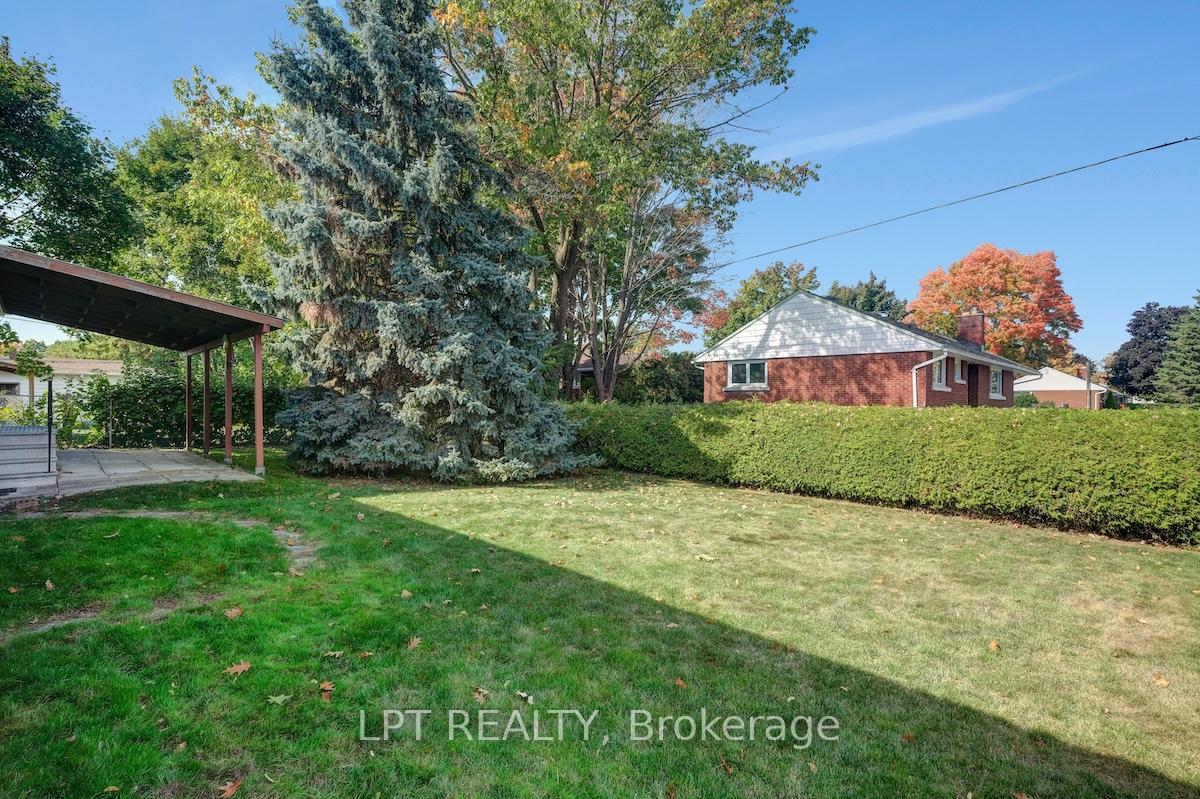 Photo 47 of 151 Oakridge Boulevard, Ottawa, Meadowlands/Crestview — HOMEH