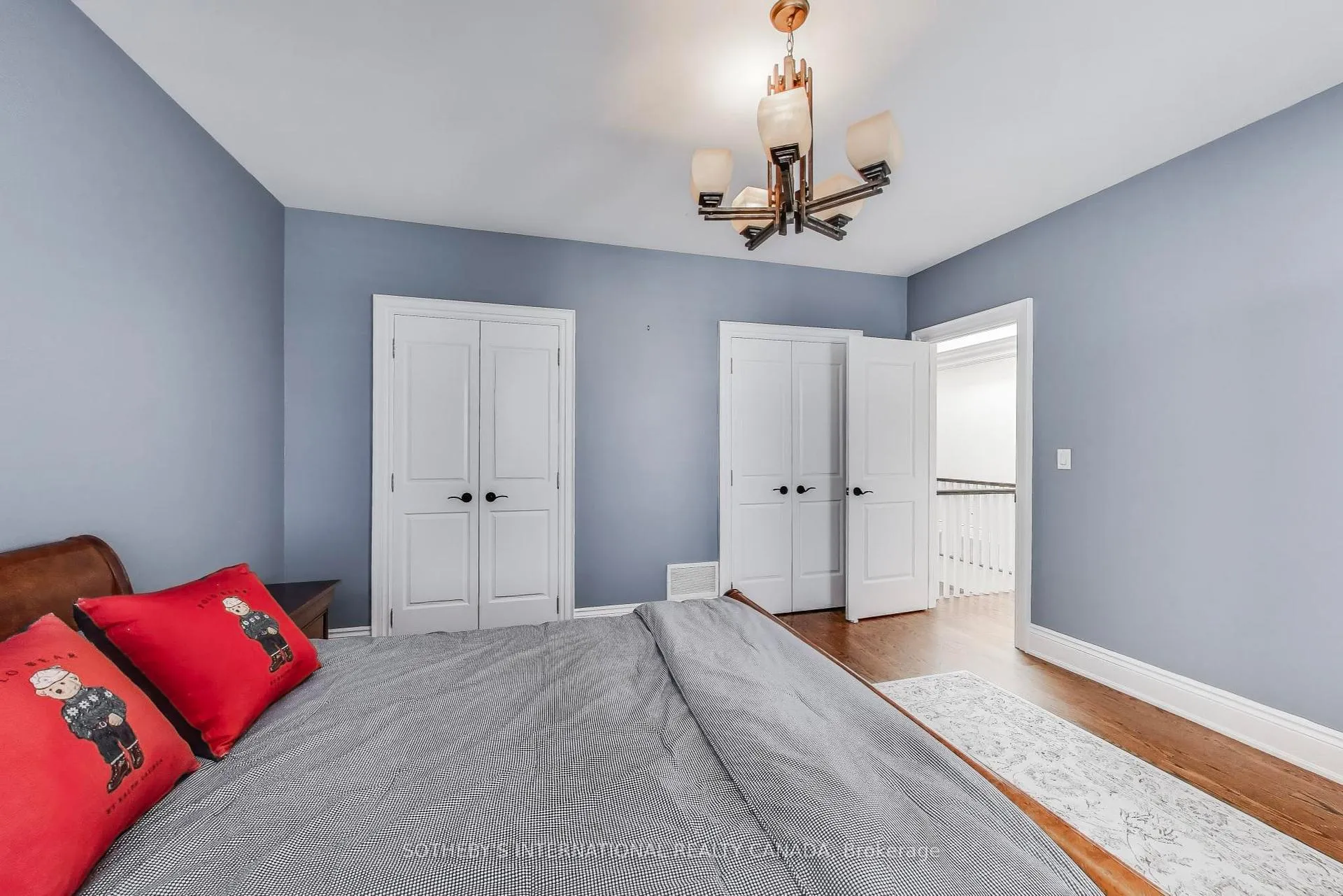 Photo 31 of 16 St Phillips Road, Etobicoke, Kingsview Village-The Westway — HOMEH