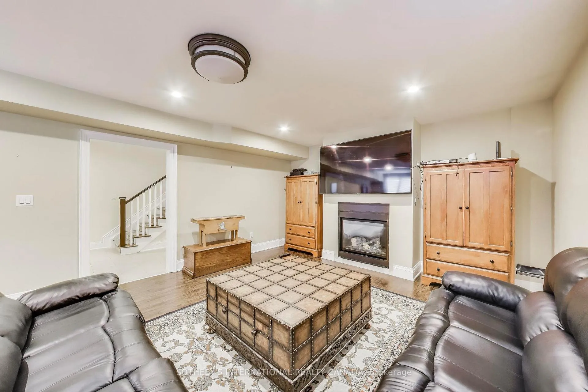 Photo 35 of 16 St Phillips Road, Etobicoke, Kingsview Village-The Westway — HOMEH