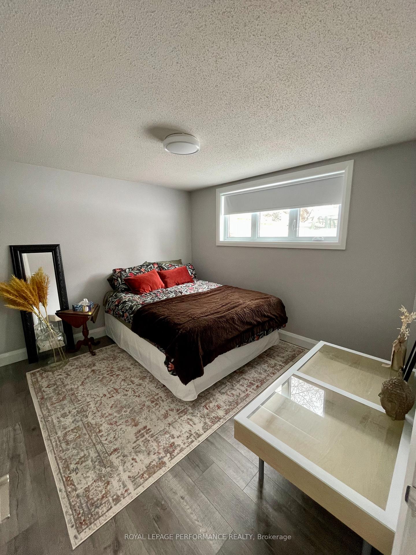 Photo 14 of 7 Lentini Way, Ottawa, Meadowlands/St. Claire Gardens — HOMEH