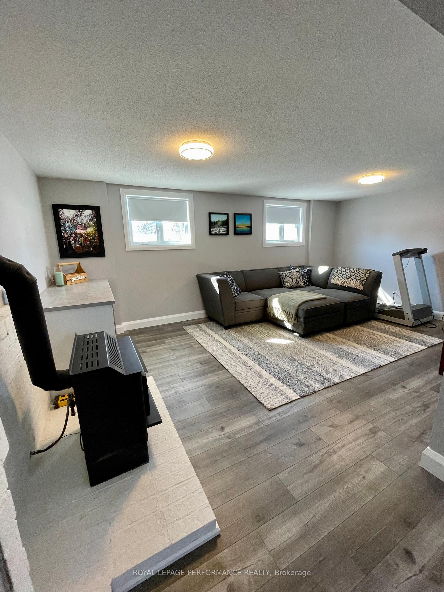 Photo 17 of 7 Lentini Way, Ottawa, Meadowlands/St. Claire Gardens — HOMEH