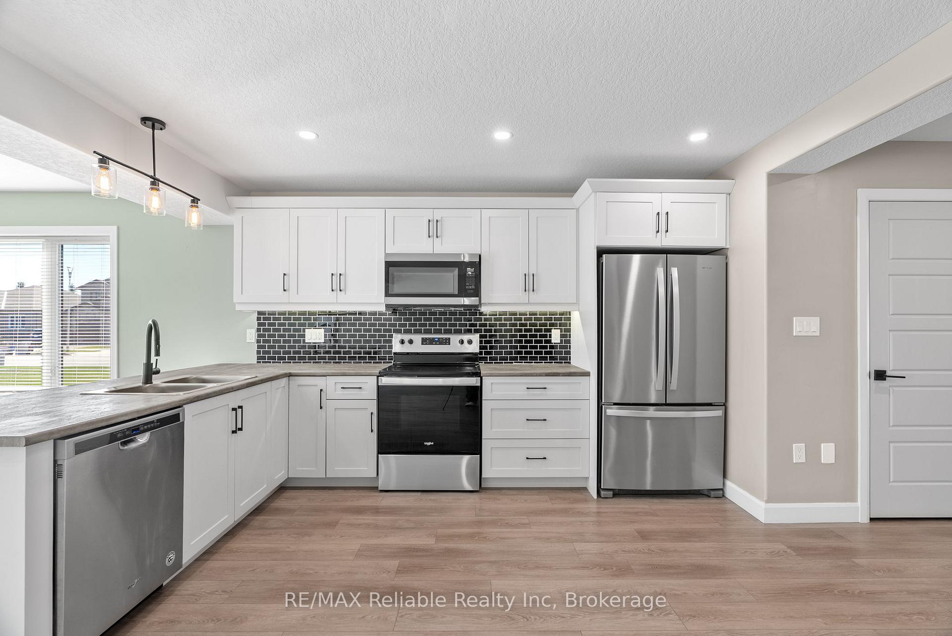 Photo 7 of 2 Linda Drive, Huron East, Seaforth — HOMEH