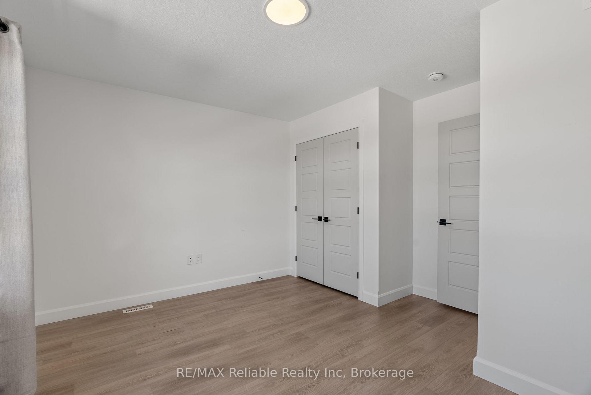 Photo 17 of 2 Linda Drive, Huron East, Seaforth — HOMEH