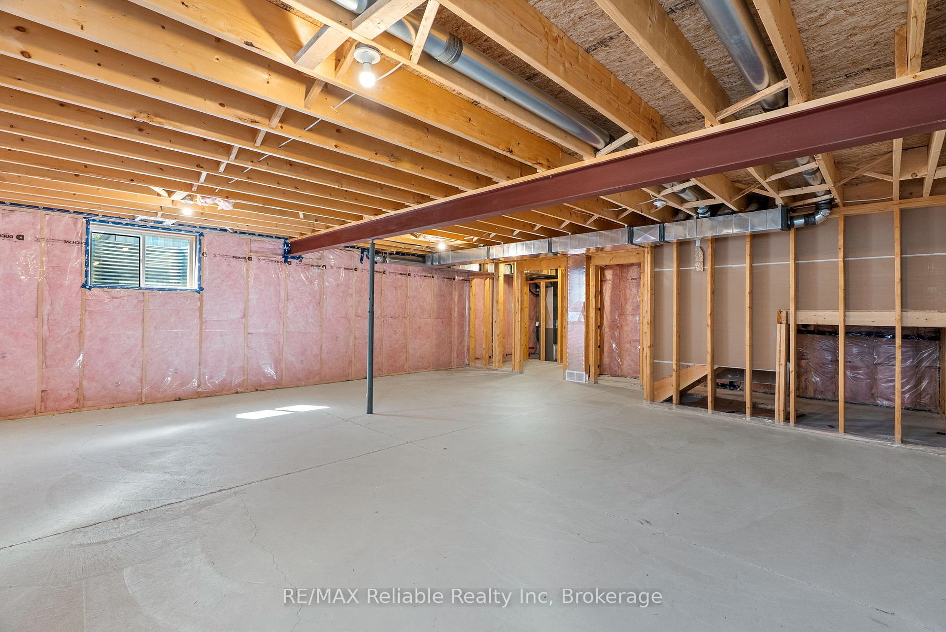 Photo 30 of 2 Linda Drive, Huron East, Seaforth — HOMEH