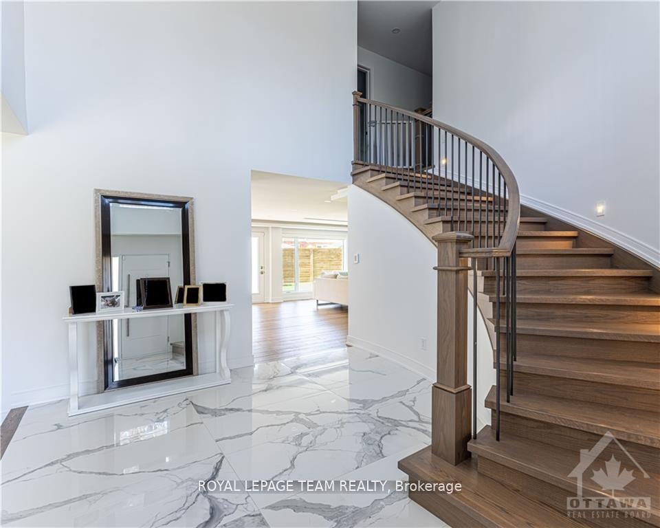 Photo 5 of 3 Bridle Court, Ottawa, Hunt Club — HOMEH