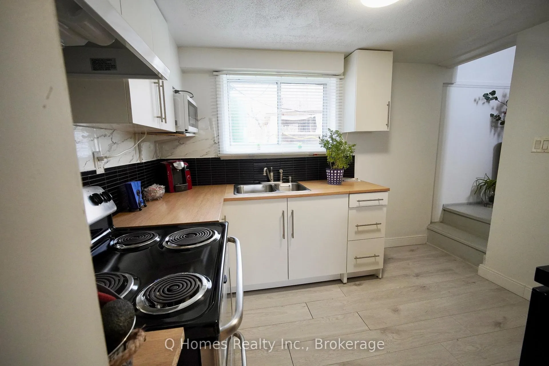 Photo 6 of Unit Basement, 2562 Leonard Street, Innisfil, Rural Innisfil — HOMEH