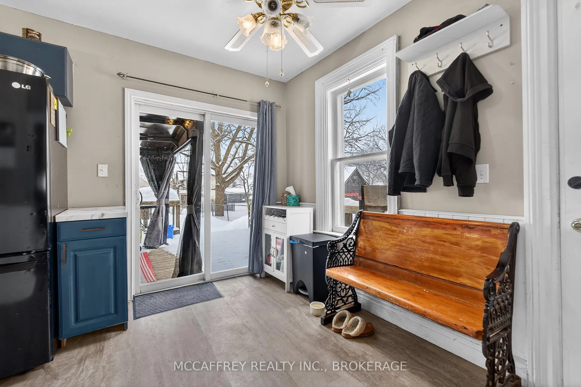 Photo 13 of 422 Thomas Street, Deseronto, Deseronto (Town) — HOMEH