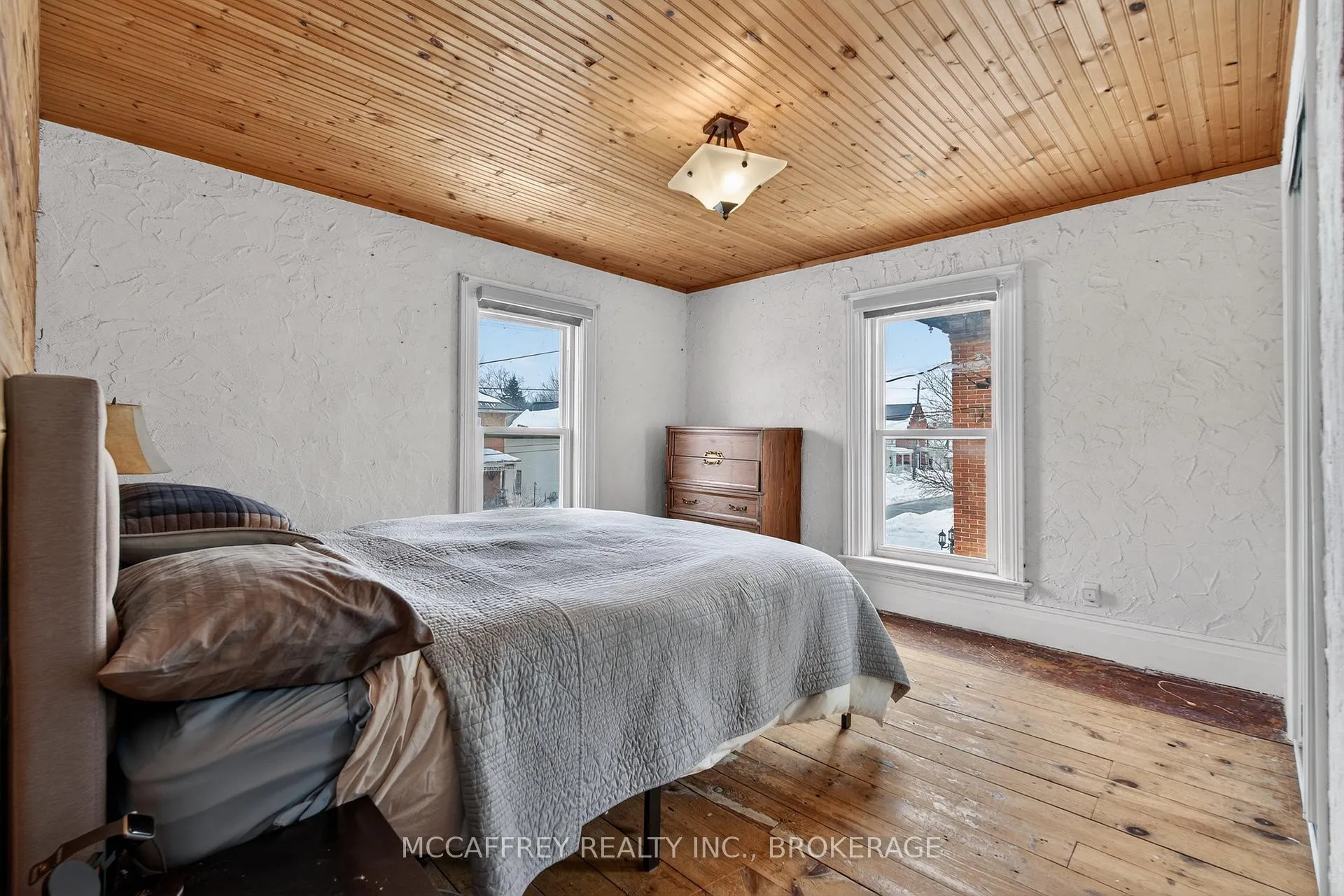 Photo 17 of 422 Thomas Street, Deseronto, Deseronto (Town) — HOMEH