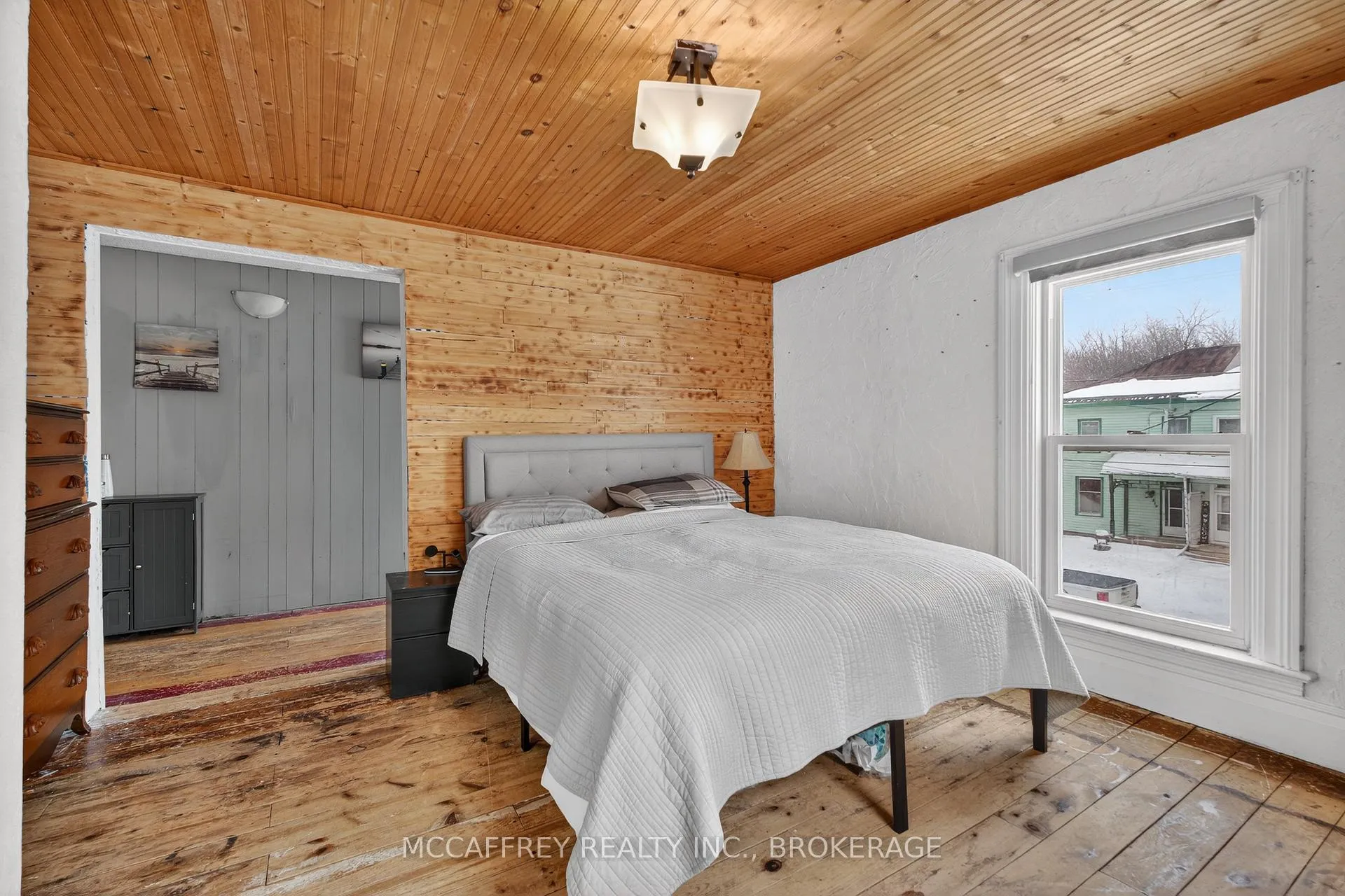 Photo 18 of 422 Thomas Street, Deseronto, Deseronto (Town) — HOMEH