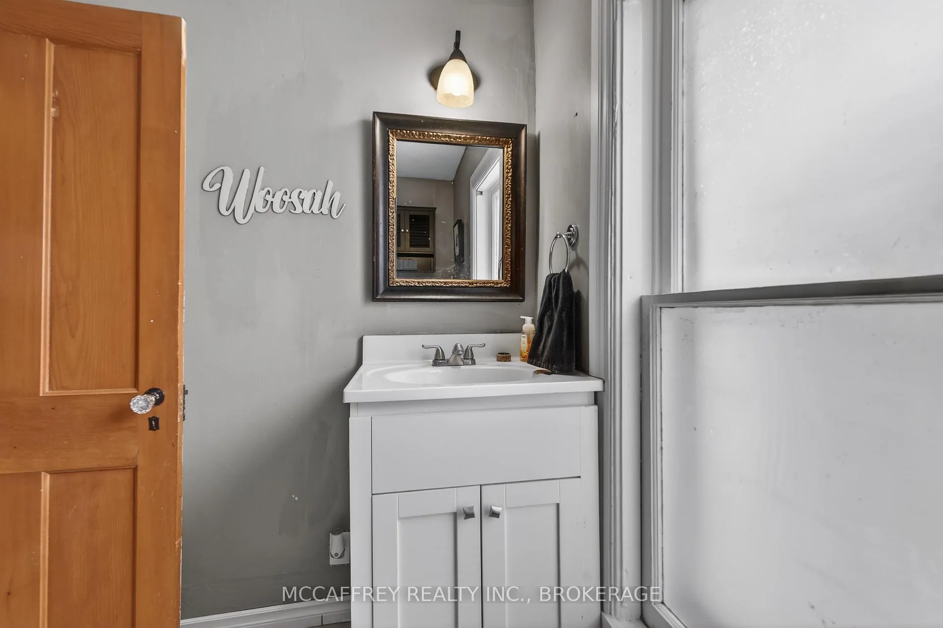 Photo 21 of 422 Thomas Street, Deseronto, Deseronto (Town) — HOMEH