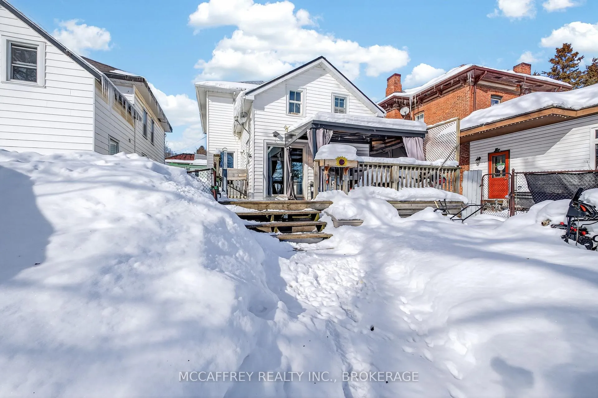 Photo 26 of 422 Thomas Street, Deseronto, Deseronto (Town) — HOMEH