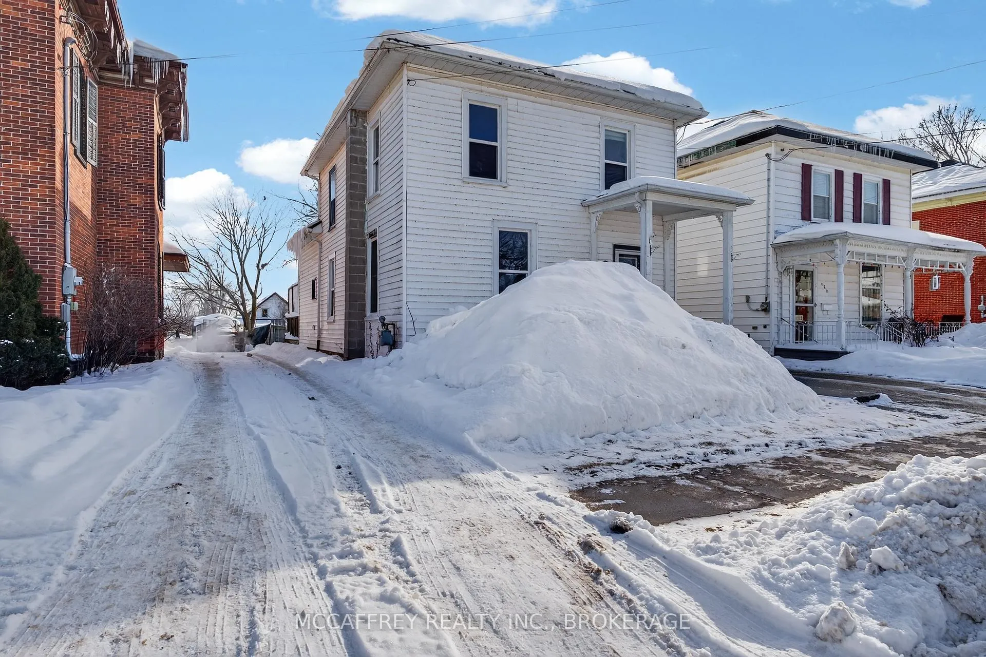 Photo 29 of 422 Thomas Street, Deseronto, Deseronto (Town) — HOMEH