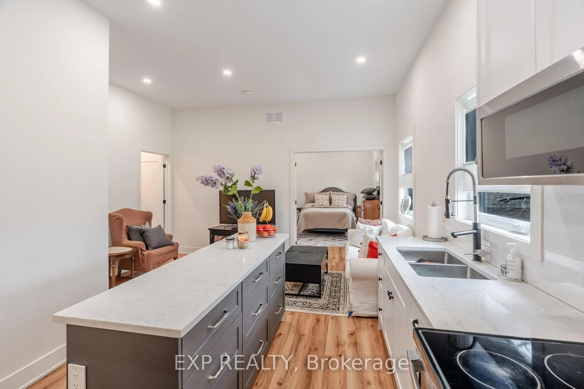 Photo 21 of 12A Viewmount Drive, Ottawa, Meadowlands/Crestview — HOMEH