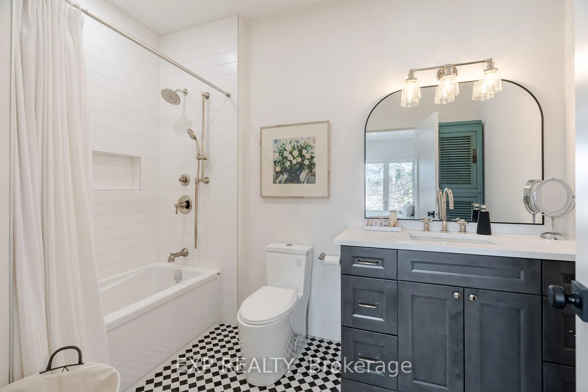 Photo 30 of 12A Viewmount Drive, Ottawa, Meadowlands/Crestview — HOMEH