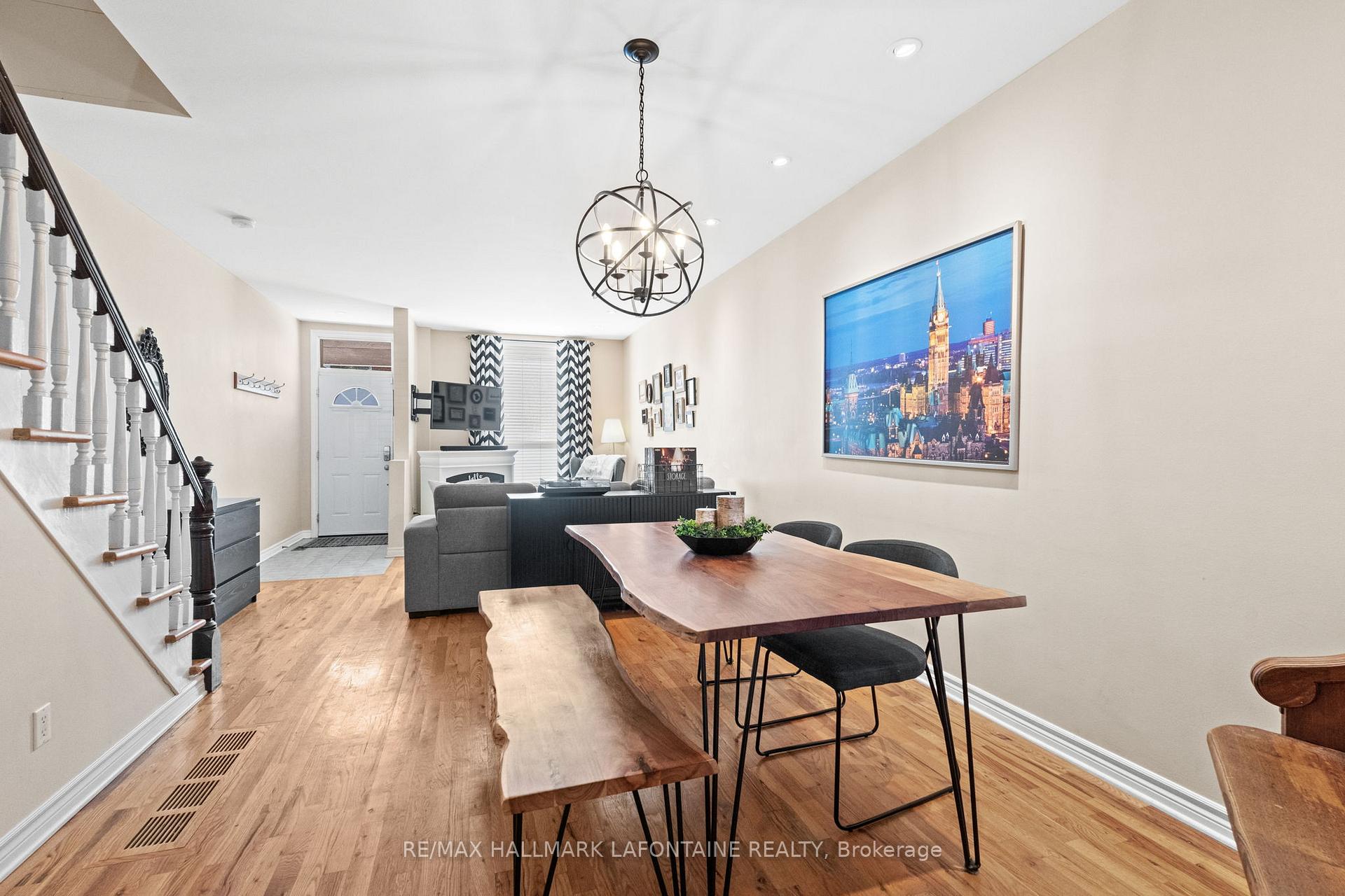 Photo 10 of 339 St Patrick Street, Ottawa, Lower Town/Byward Market — HOMEH