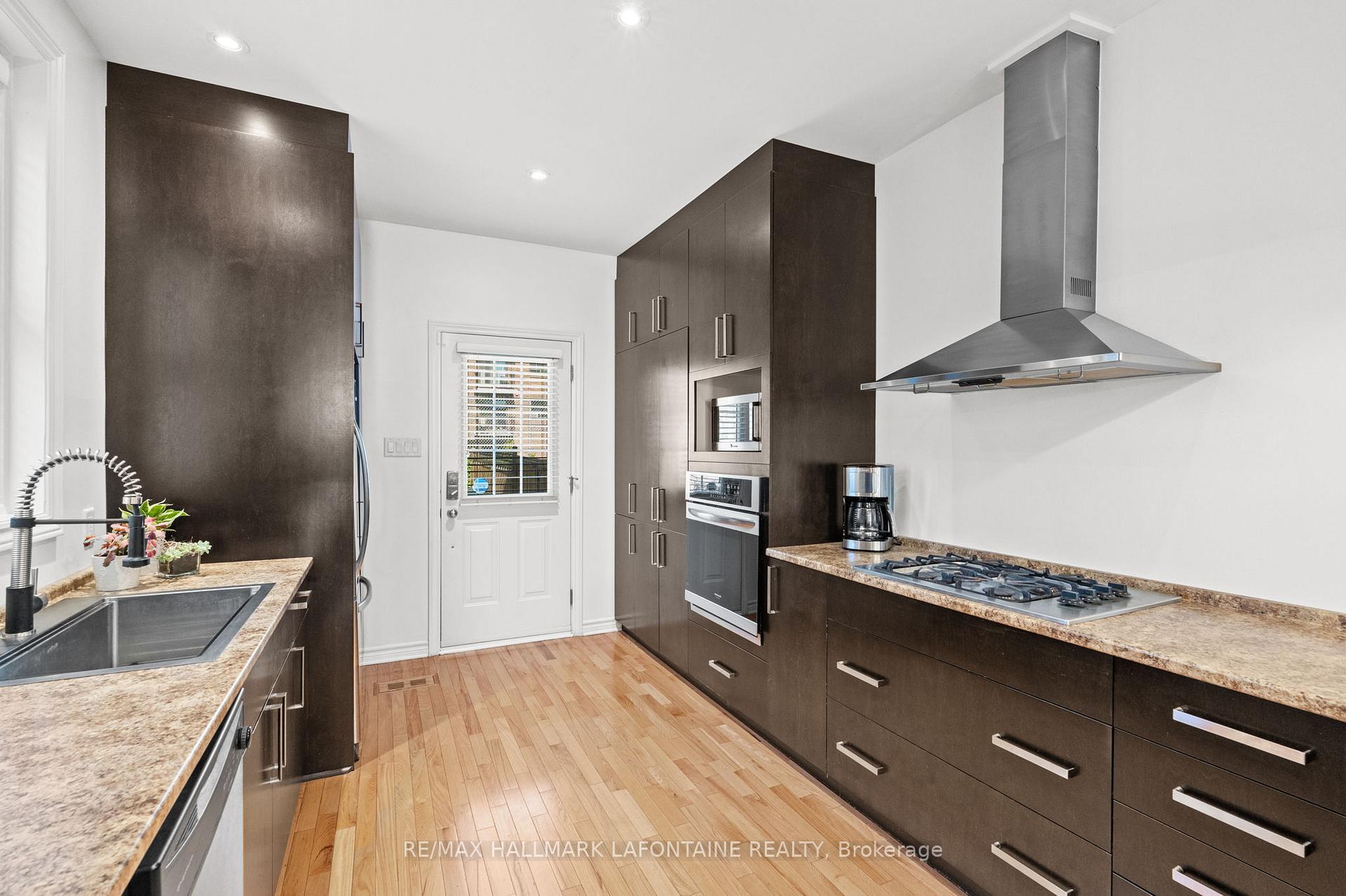 Photo 15 of 339 St Patrick Street, Ottawa, Lower Town/Byward Market — HOMEH