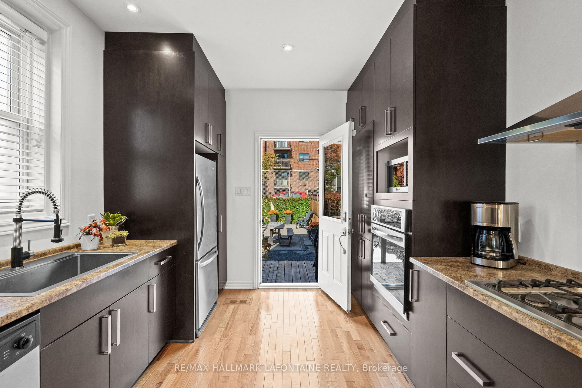 Photo 18 of 339 St Patrick Street, Ottawa, Lower Town/Byward Market — HOMEH