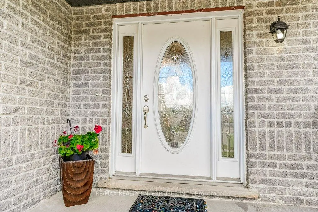 Photo 6 of 318 Old Huron Road N, Kitchener — HOMEH