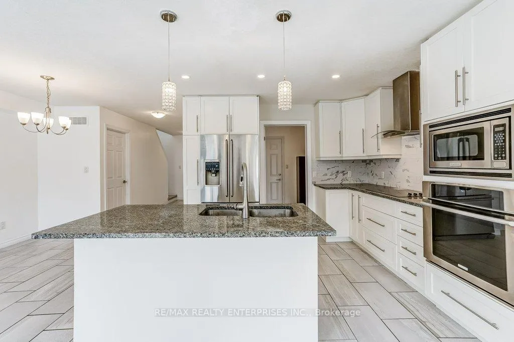 Photo 22 of 318 Old Huron Road N, Kitchener — HOMEH