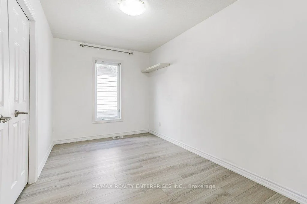 Photo 31 of 318 Old Huron Road N, Kitchener — HOMEH