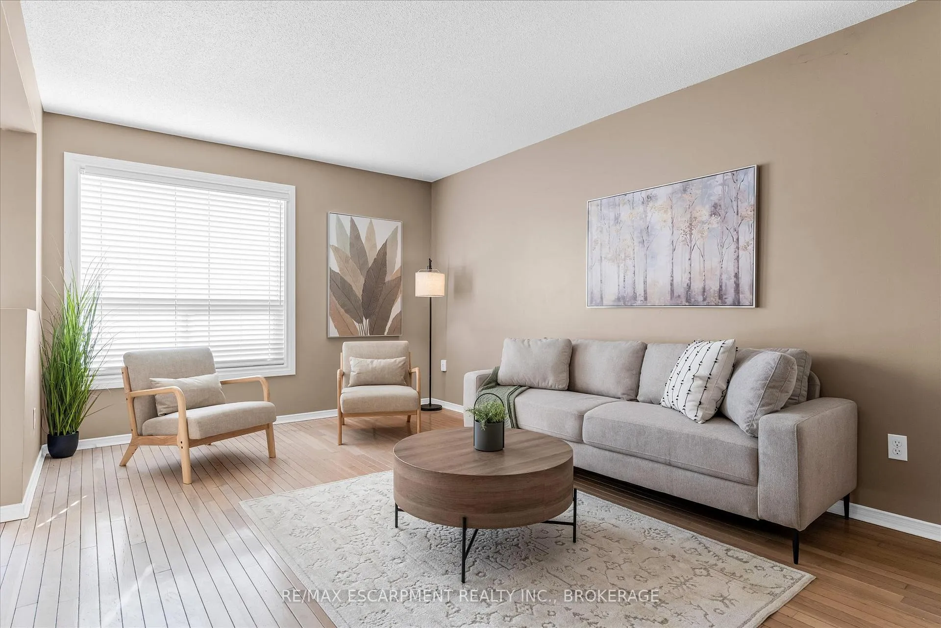 Photo 7 of Unit 40, 800 Paramount Drive, Hamilton, Stoney Creek Mountain — HOMEH
