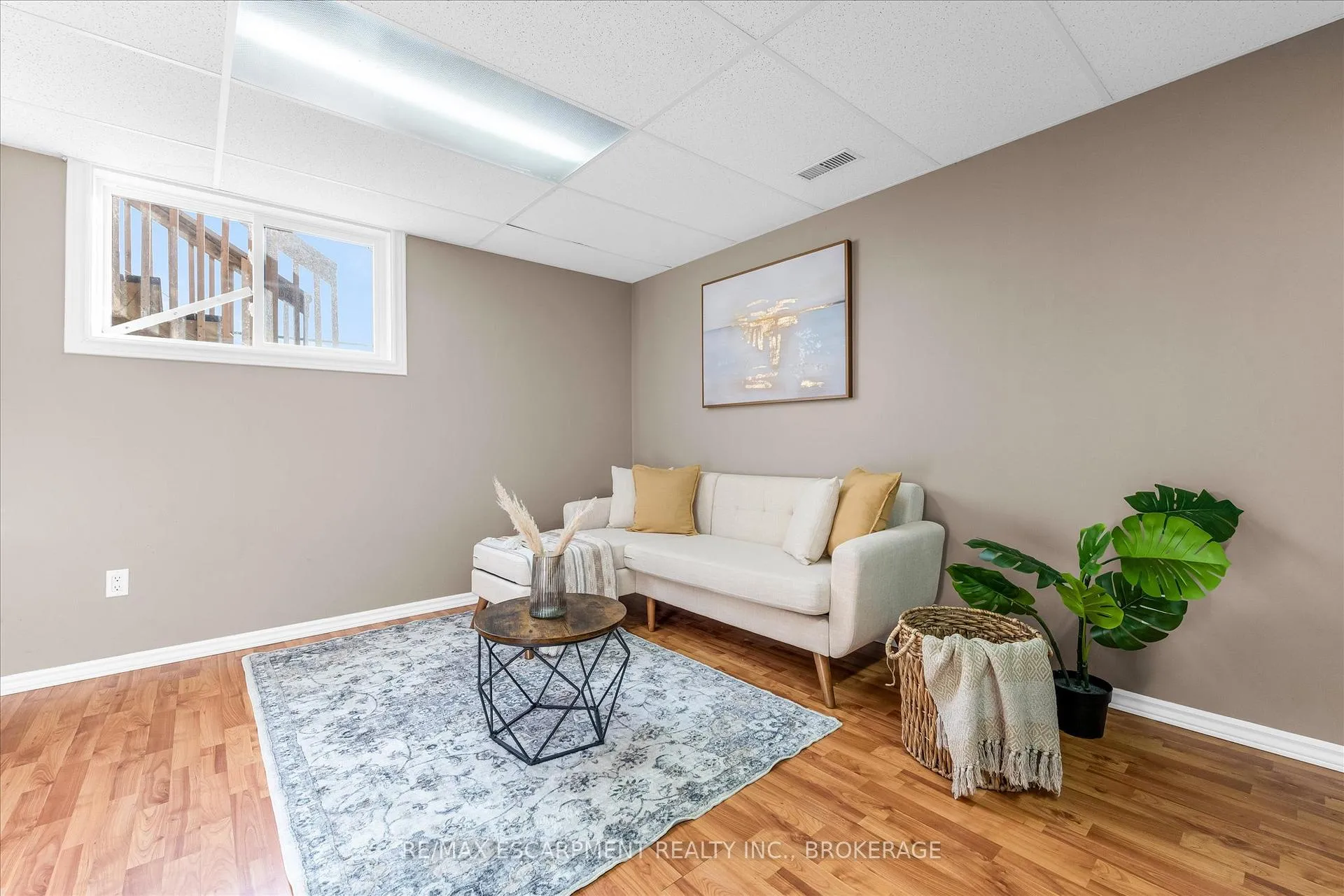 Photo 34 of Unit 40, 800 Paramount Drive, Hamilton, Stoney Creek Mountain — HOMEH