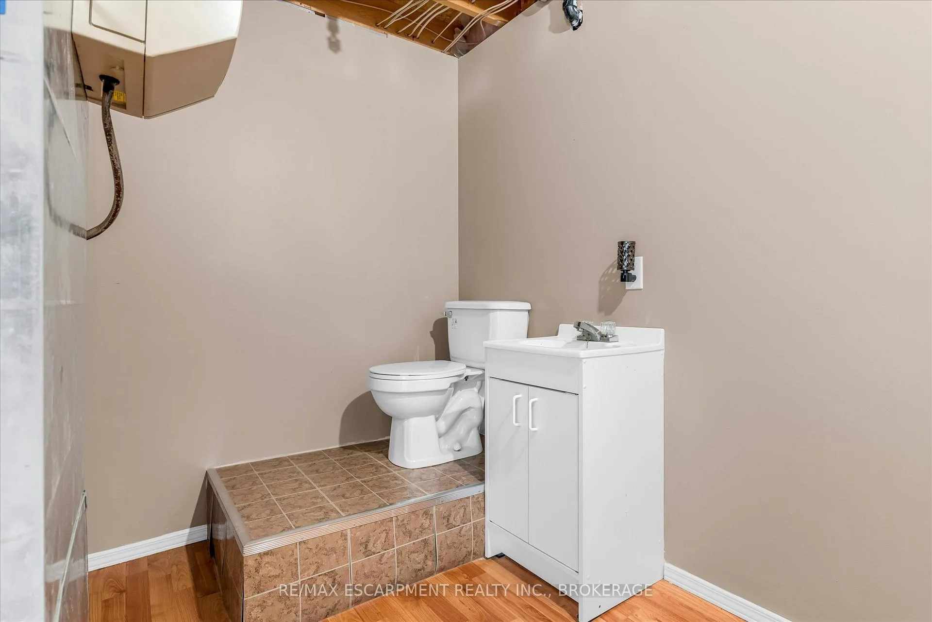 Photo 36 of Unit 40, 800 Paramount Drive, Hamilton, Stoney Creek Mountain — HOMEH