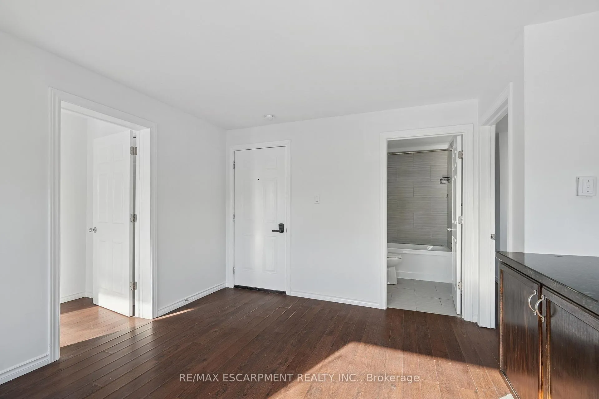 Photo 6 of Unit #6A, 1 Elgin Street, Halton Hills, Acton — HOMEH