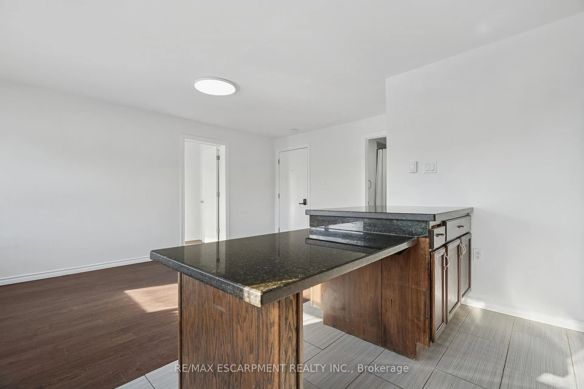 Photo 12 of Unit #6A, 1 Elgin Street, Halton Hills, Acton — HOMEH