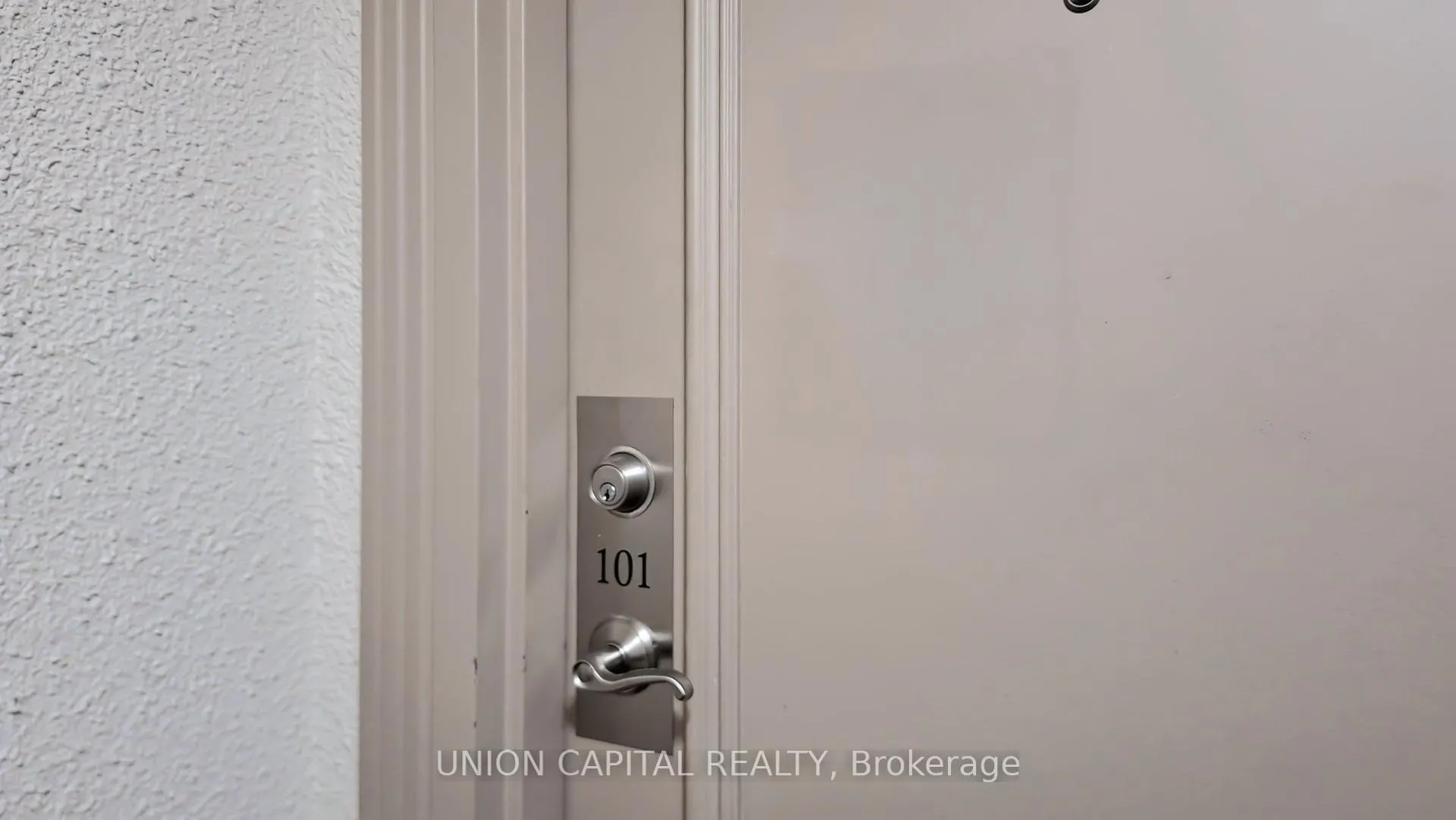 Photo 5 of Unit 101, 1530 Pickering Parkway, Pickering, Town Centre — HOMEH