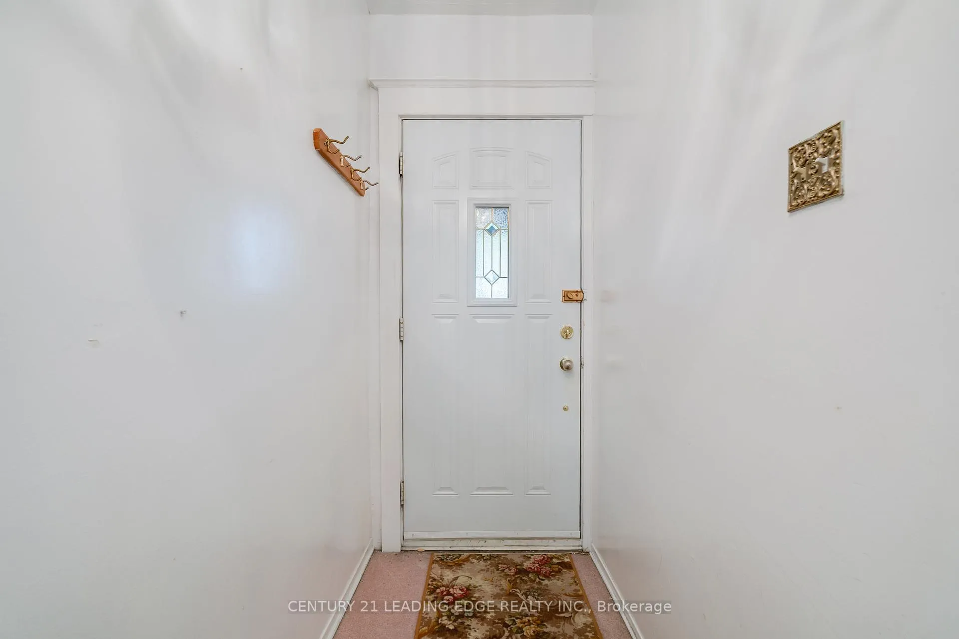 Photo 5 of 635 Coxwell Avenue, Toronto, Woodbine Corridor — HOMEH