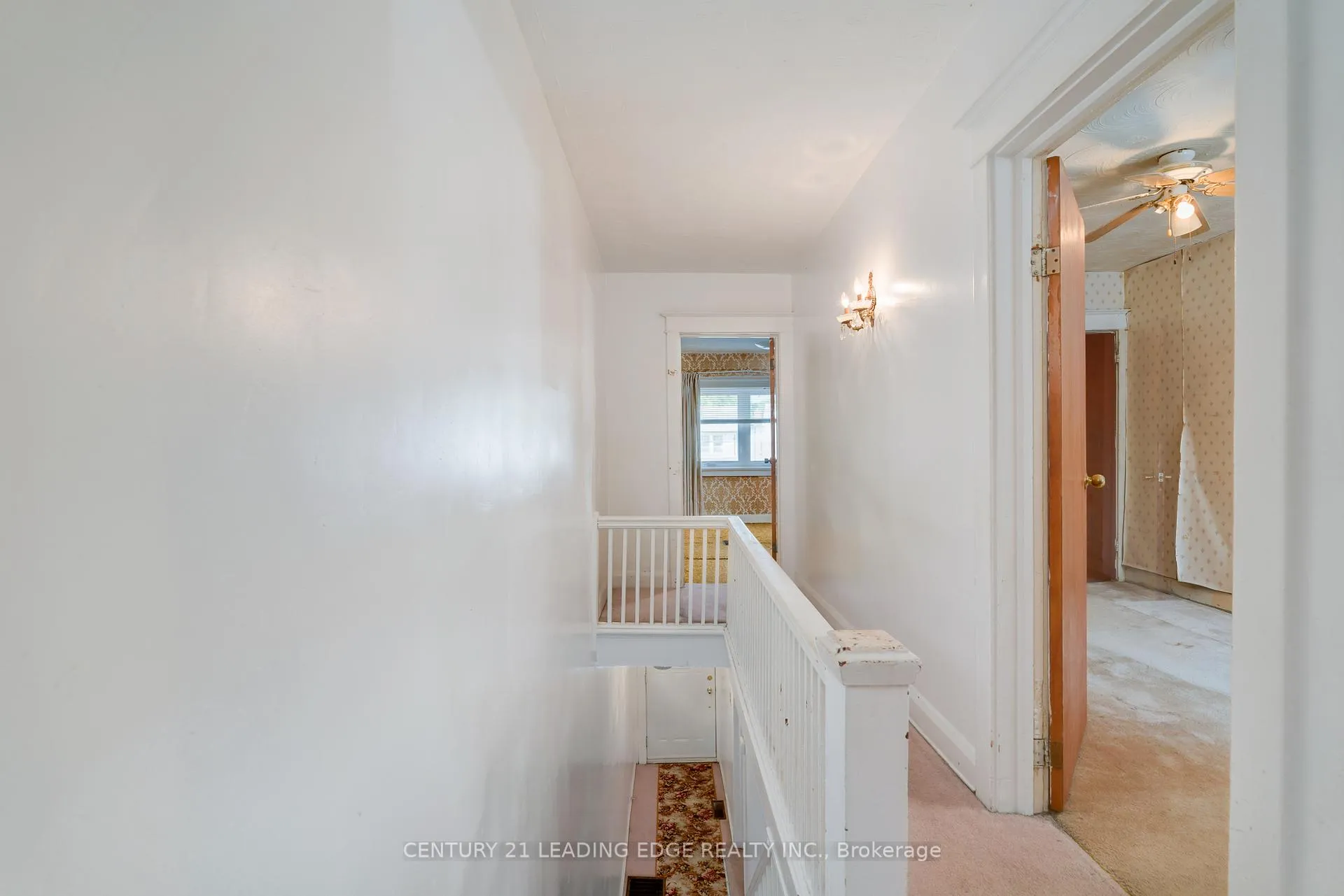 Photo 21 of 635 Coxwell Avenue, Toronto, Woodbine Corridor — HOMEH