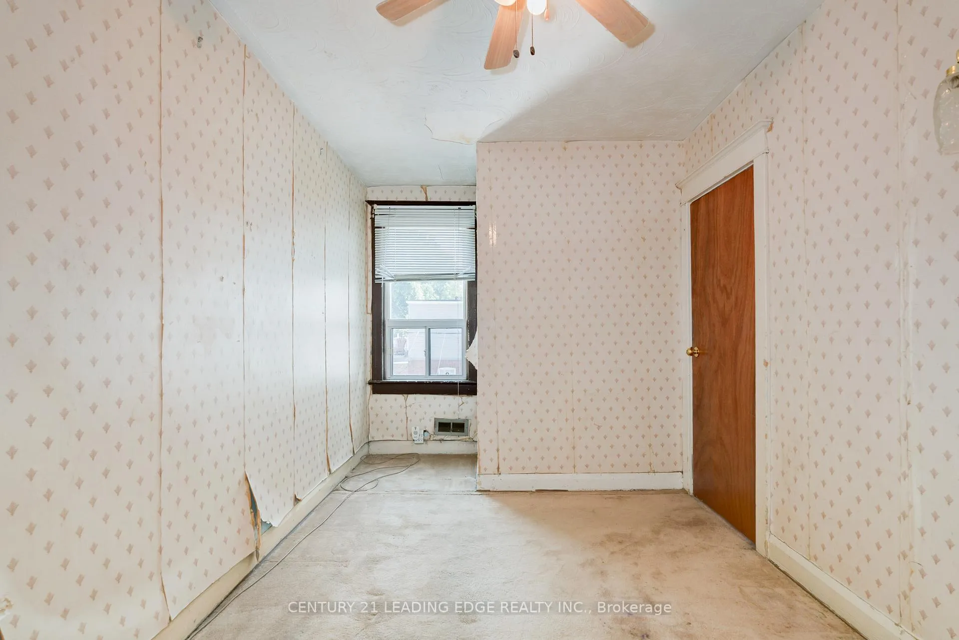 Photo 29 of 635 Coxwell Avenue, Toronto, Woodbine Corridor — HOMEH