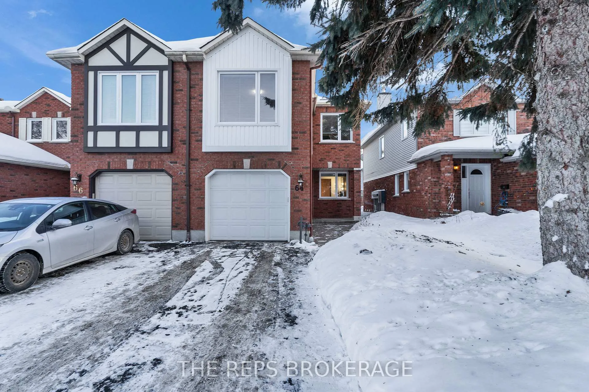 Photo 2 of 64 Hunterswood Crescent, Ottawa, Hunt Club Park — HOMEH
