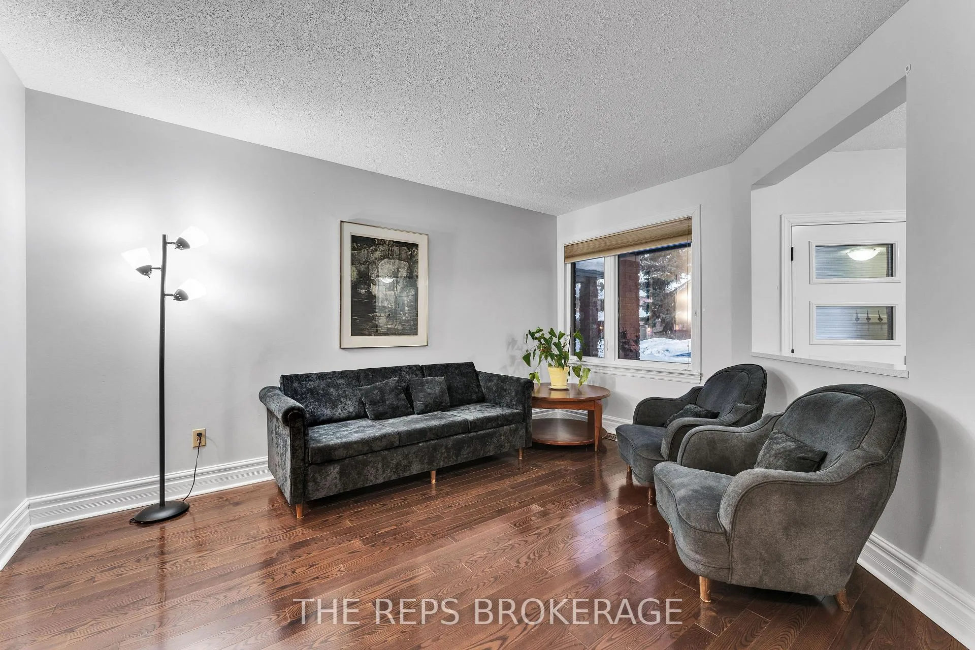 Photo 8 of 64 Hunterswood Crescent, Ottawa, Hunt Club Park — HOMEH