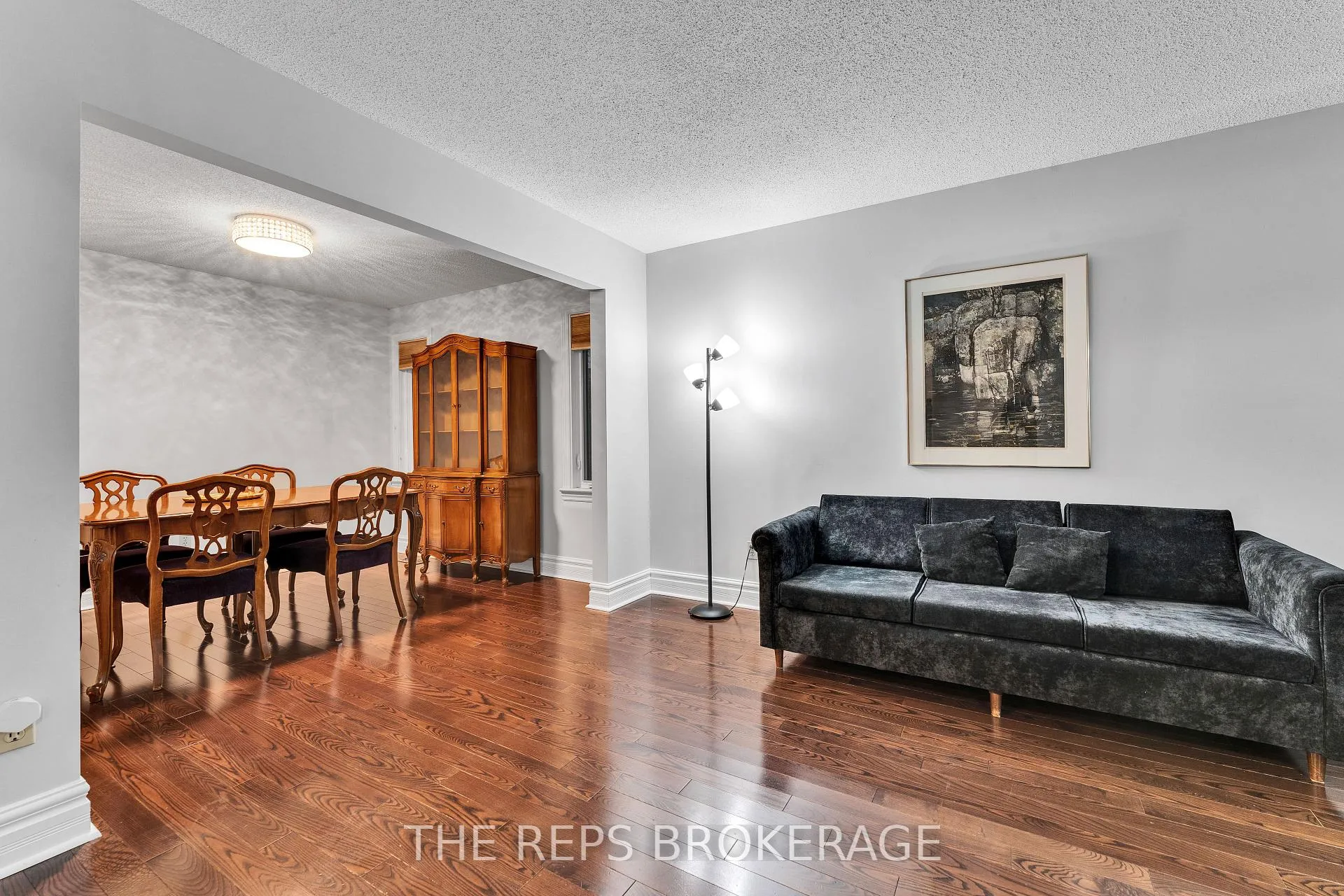 Photo 9 of 64 Hunterswood Crescent, Ottawa, Hunt Club Park — HOMEH