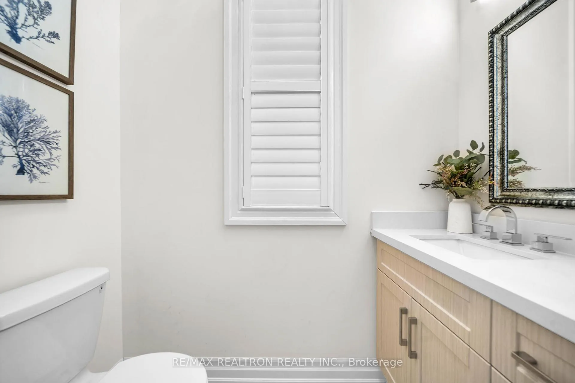 Photo 4 of 11 Botelho Circle, Aurora, Bayview Southeast — HOMEH