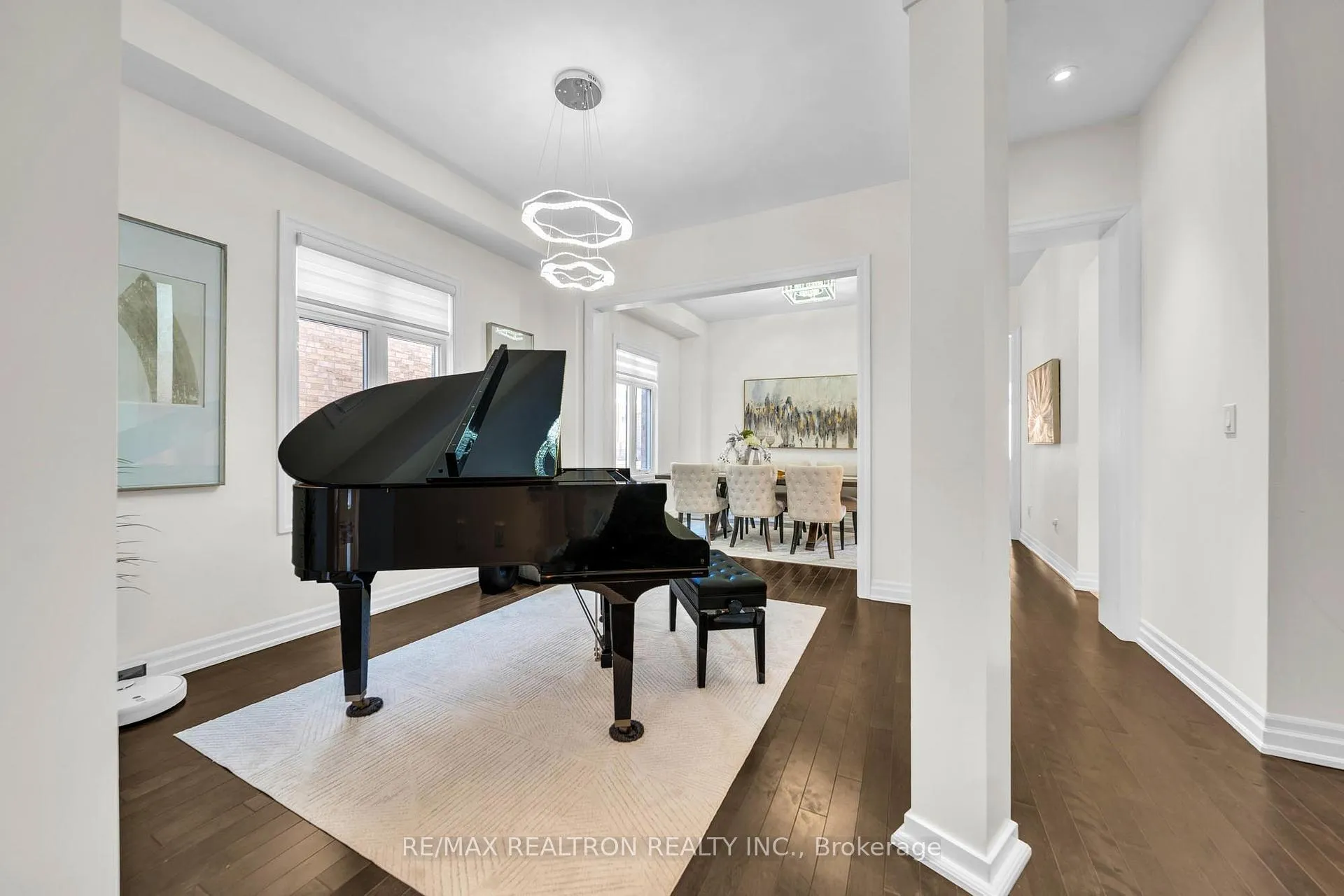 Photo 6 of 11 Botelho Circle, Aurora, Bayview Southeast — HOMEH