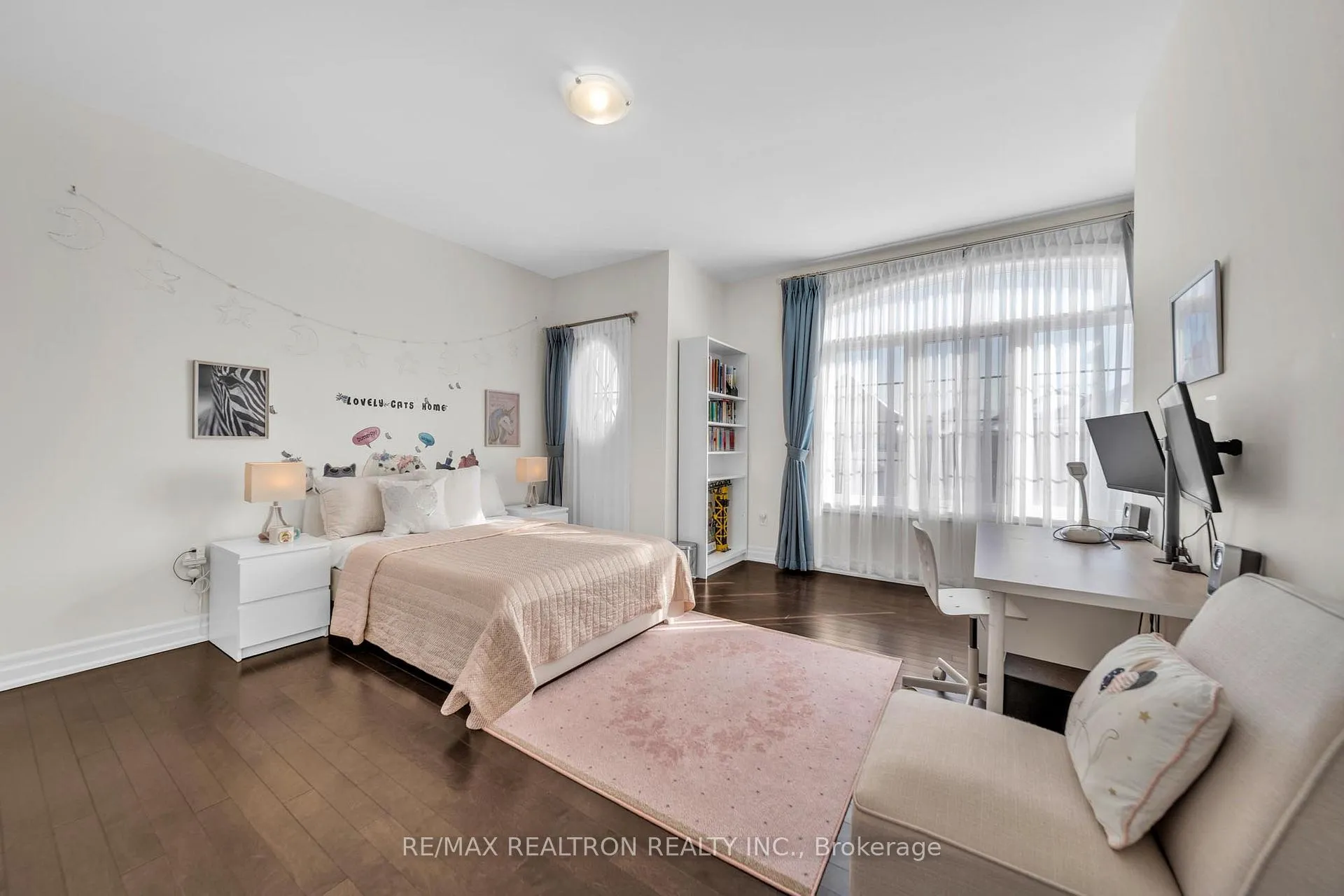 Photo 23 of 11 Botelho Circle, Aurora, Bayview Southeast — HOMEH