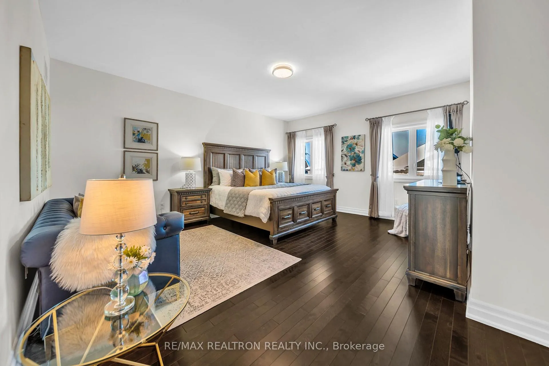 Photo 33 of 11 Botelho Circle, Aurora, Bayview Southeast — HOMEH