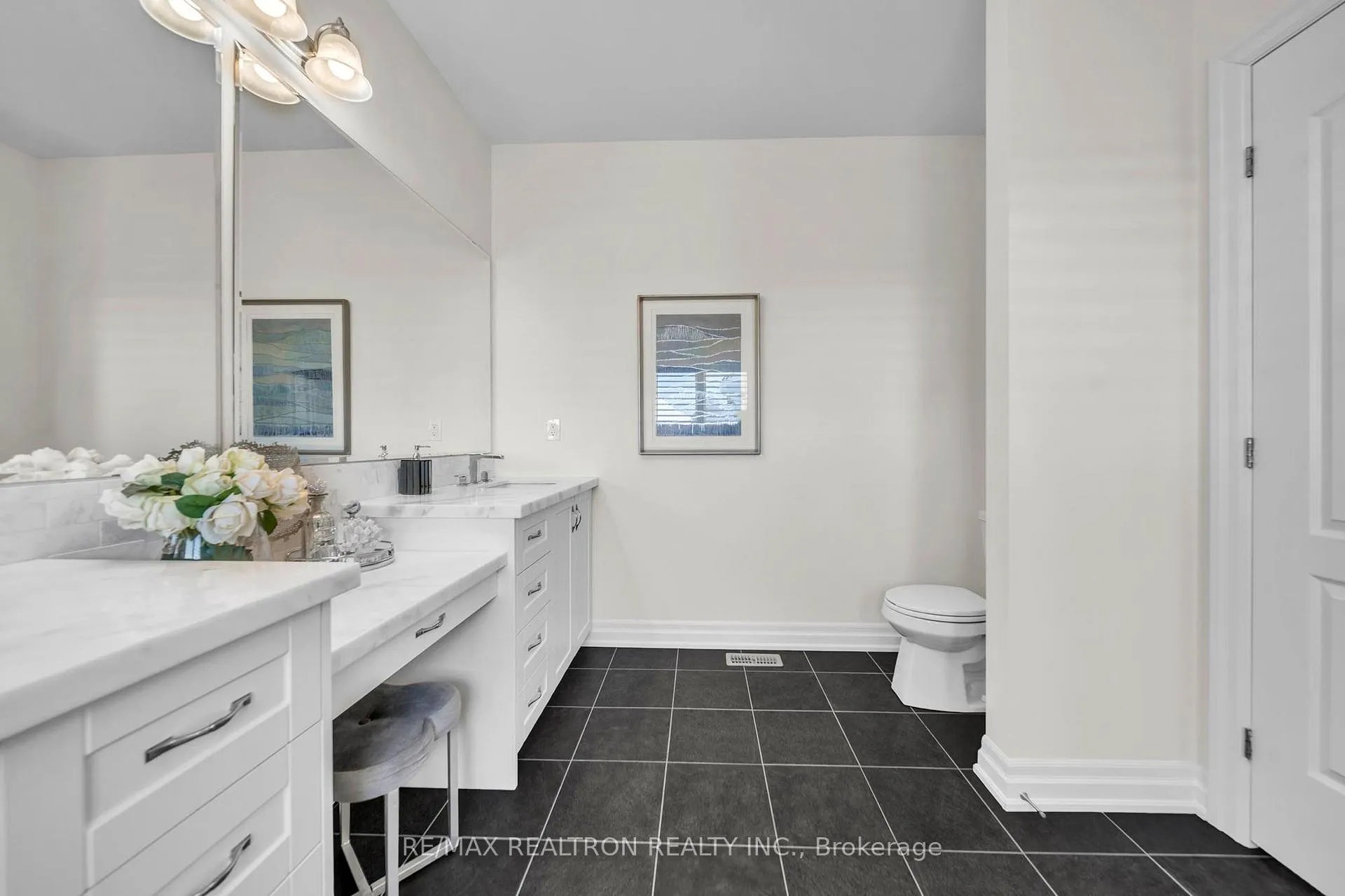 Photo 40 of 11 Botelho Circle, Aurora, Bayview Southeast — HOMEH