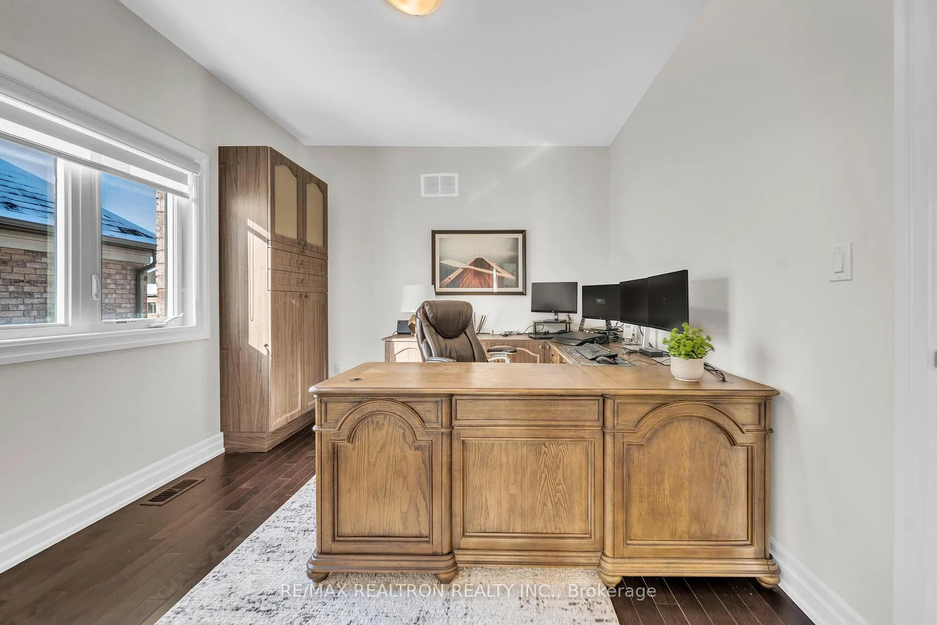 Photo 41 of 11 Botelho Circle, Aurora, Bayview Southeast — HOMEH